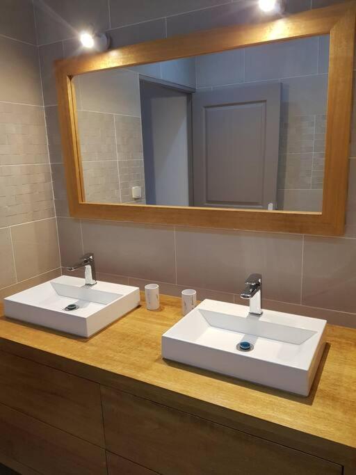 Case Terre Sainte - Maison Meublee F3 Dış mekan fotoğraf